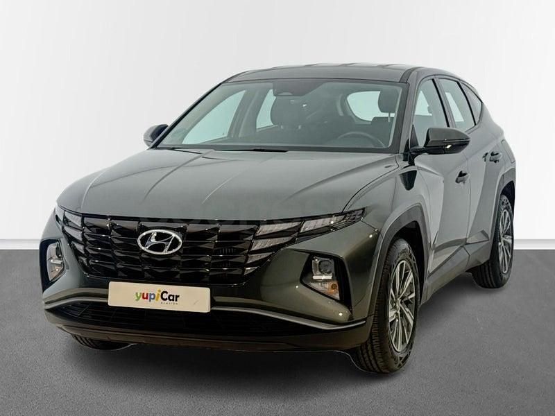 Usado Hyundai Tucson 150 CV (110 kW) 2022 Gris / plata SUV