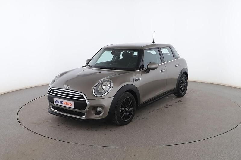 Usado Mini ONE 102 CV (75 kW) 2016 Gris Utilitario