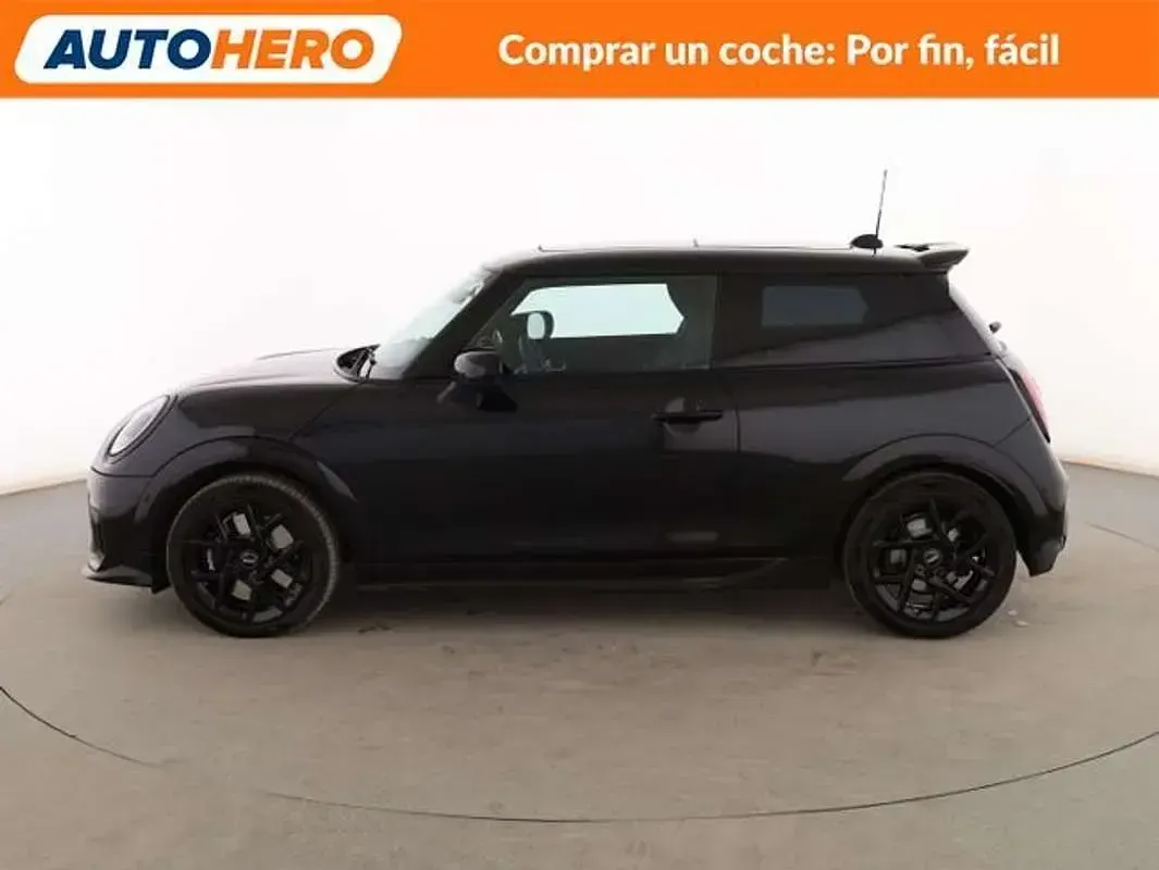 Usado Mini Cooper 114 kW (156 CV) 2025 Negro Utilitario