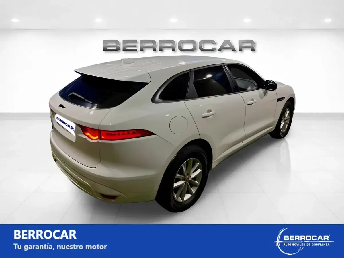 Usado Jaguar F-Pace Prestige 180 CV (132 kW) 2016 Blanco SUV
