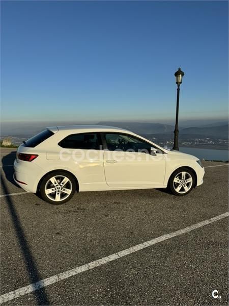 Blanco Usado 2017 Seat Leon SC FR Utilitario | 14.500 € - Imagen 1/4