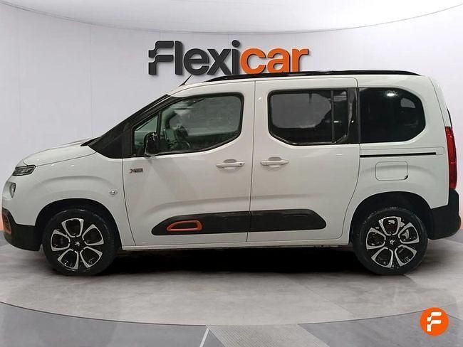 Usado Citroën Berlingo Feel 102 CV (75 kW) 2023 Blanco Monovolumen