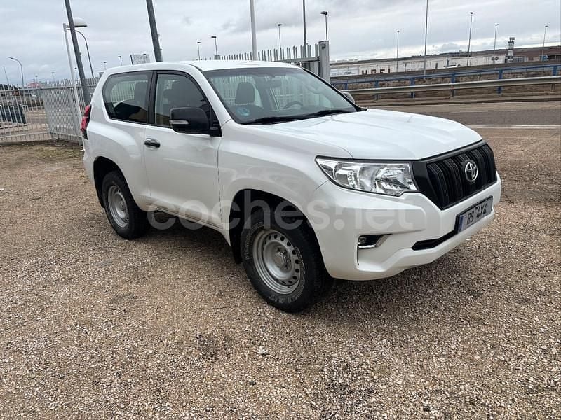 Usado Toyota Land Cruiser 177 CV (130 kW) 2020 Blanco SUV