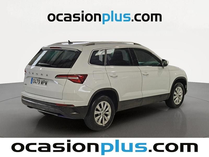 Usado Skoda Karoq Selection 116 CV (85 kW) 2024 Blanco SUV