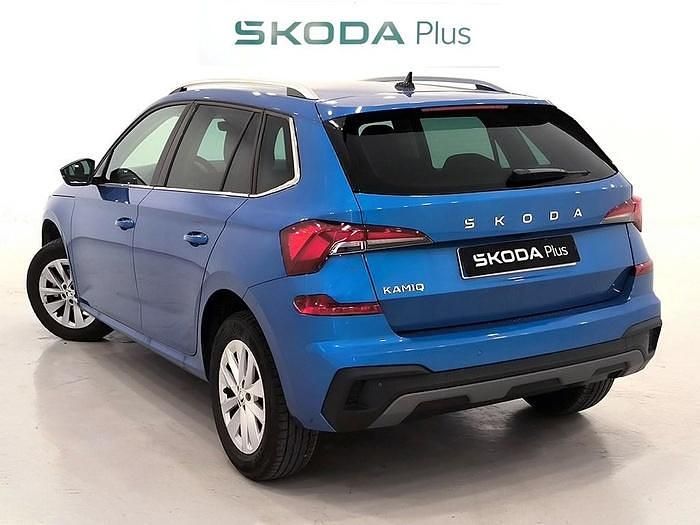 Azul Usado 2024 Skoda Kamiq Selection SUV | 22.590 € (Un poco caro) - Imagen 1/4