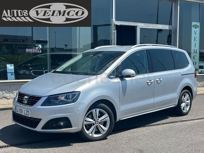Usado Seat Alhambra XCELLENCE 150 CV (110 kW) 2022 Gris / plata Monovolumen