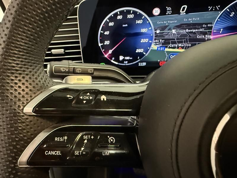 Usado Mercedes GLE300 269 CV (197 kW) 2024