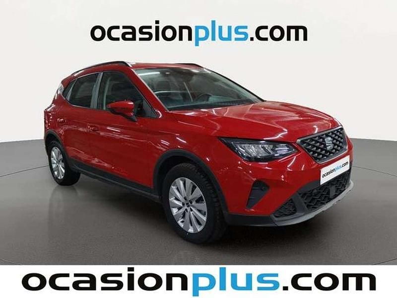 Usado Seat Arona Style 110 HP (80 kW) 2023 Branco SUV