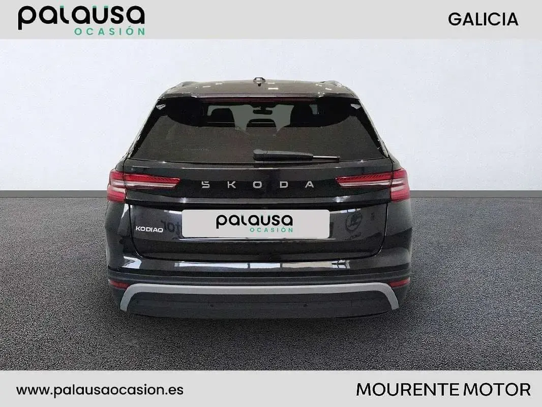 Usado Skoda Kodiaq Selection 150 CV (110 kW) 2025 Negro SUV