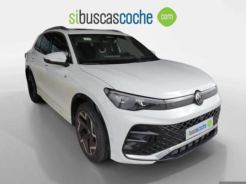 Usado VW Tiguan R-line 150 CV (110 kW) 2025 Blanco SUV