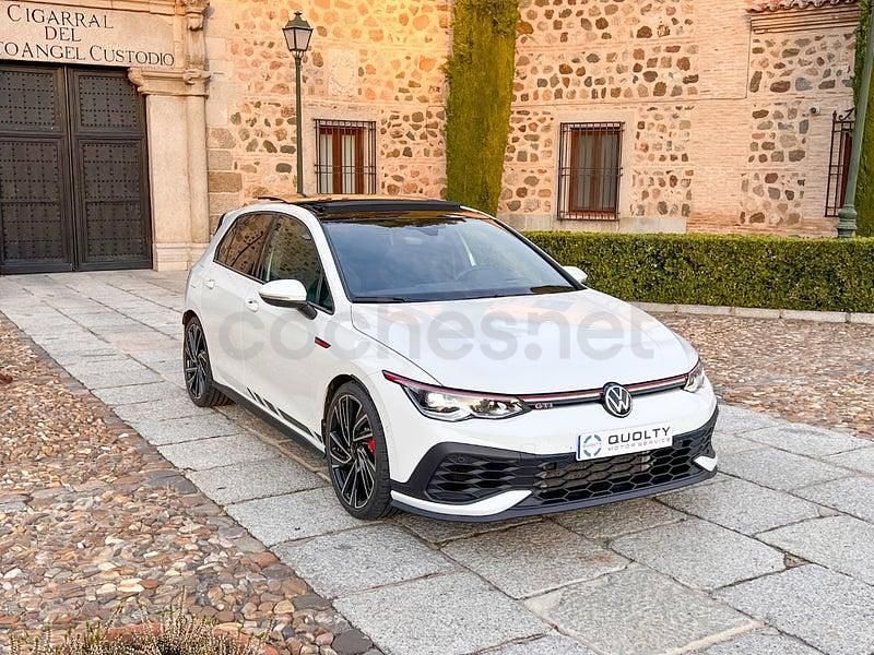 Usado VW Golf VII GTI Clubsport 301 CV (221 kW) 2021 Blanco Utilitario