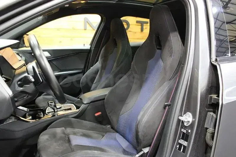 Usado BMW 128 ti Comfort Edition 265 CV (194 kW) 2021 Gris / plata Utilitario