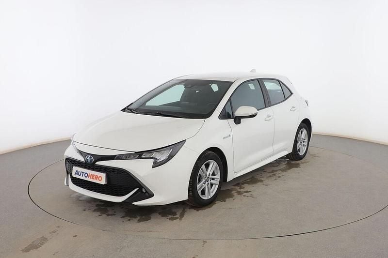 Usado Toyota Corolla Active 122 CV (89 kW) 2019 Blanco Berlina