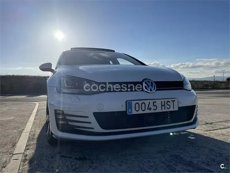 Usado VW Golf VII GTI 230 CV (169 kW) 2013 Blanco Berlina