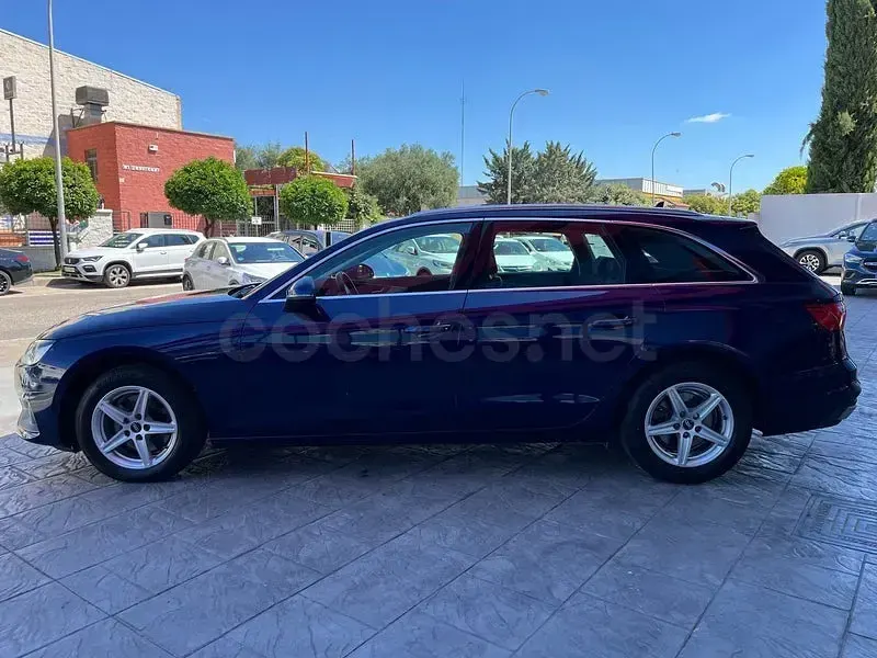 Usado Audi A4 Advanced Plus 136 HP (100 kW) 2022 Azul Carrinha