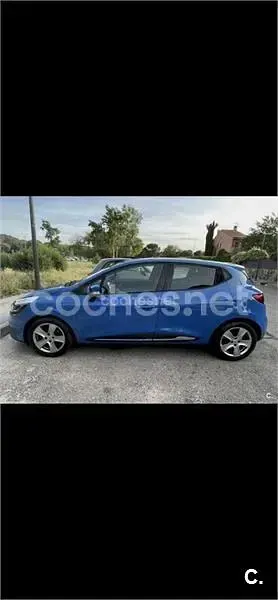 Usado Renault Clio IV Expression 90 CV (66 kW) 2014 Azul Berlina