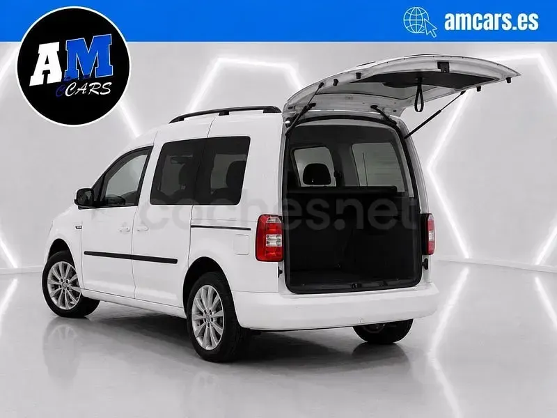 Usado VW Caddy Trendline 102 CV (75 kW) 2018 Blanco Monovolumen