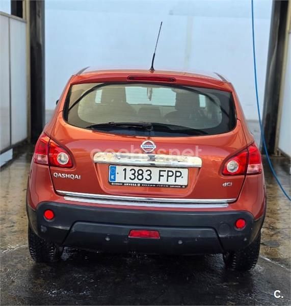 Usado Nissan Qashqai Acenta 115 CV (84 kW) 2007 Rojo SUV