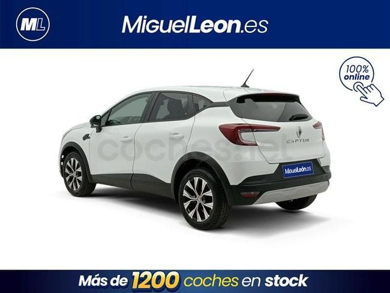Usado Renault Captur Equilibre 90 CV (66 kW) 2023 Blanco SUV