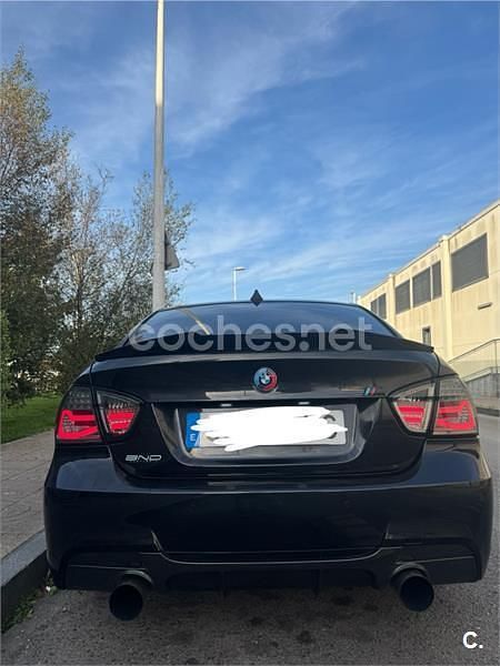 Usado BMW 320 Sport Line 177 CV (130 kW) 2009 Negro Berlina