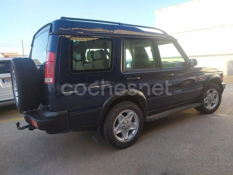 Azul Usado 2001 Land Rover Discovery 2 SUV | 6500 € - Imagen 1/4