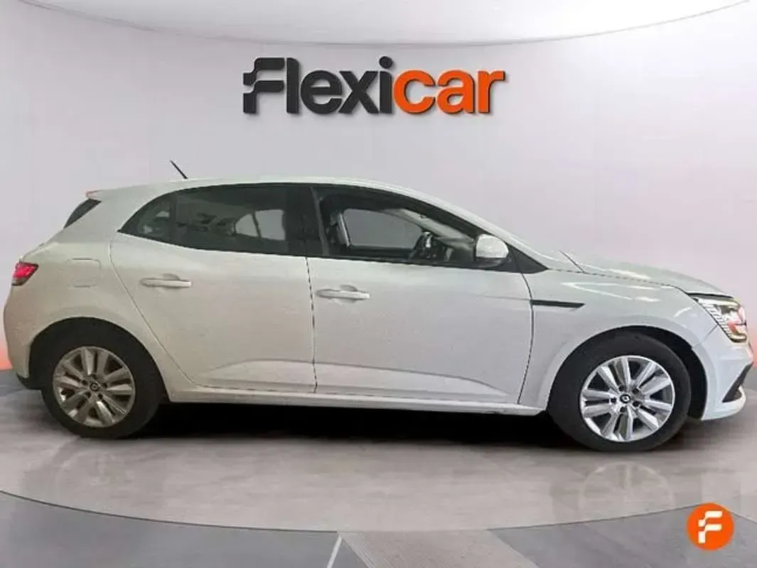 Usado Renault Mégane Intens 116 CV (85 kW) 2022 Blanco Utilitario