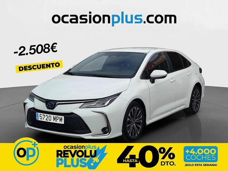 Usado Toyota Corolla Style 140 CV (102 kW) 2024 Blanco Berlina
