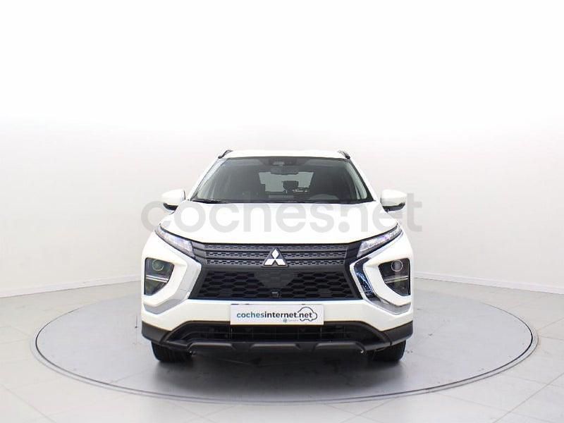 Usado Mitsubishi Eclipse Cross Motion 188 CV (138 kW) 2022 Blanco SUV
