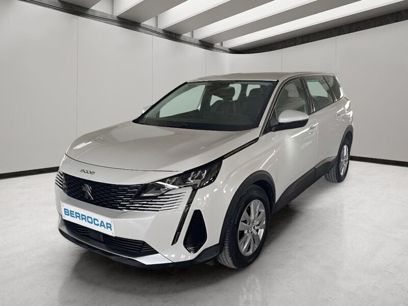 Blanco Usado 2023 Peugeot 5008 Active Monovolumen | 24.699 € (Precio justo) - Imagen 1/4