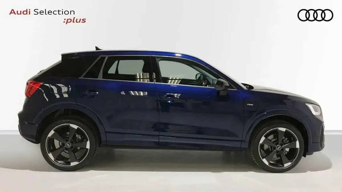Usado Audi Q2 150 CV (110 kW) 2022 Azul SUV