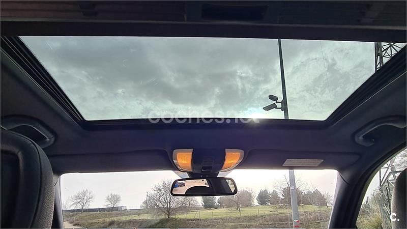 Usado Mercedes C220 Avantgarde 170 CV (125 kW) 2009 Blanco Berlina