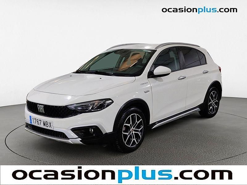 Usado Fiat Tipo Cross 131 CV (96 kW) 2022 Blanco Utilitario