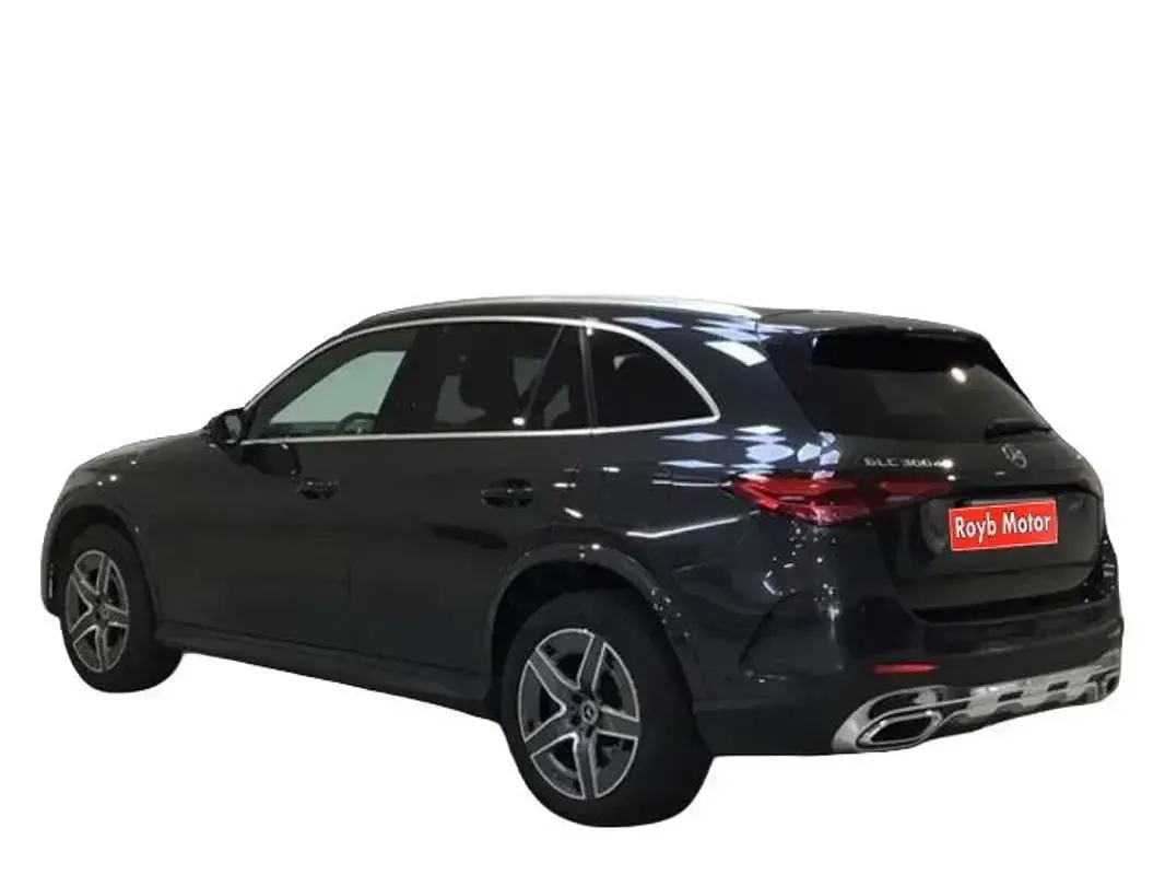 Usado Mercedes GLC300de 333 CV (244 kW) 2023 Negro SUV