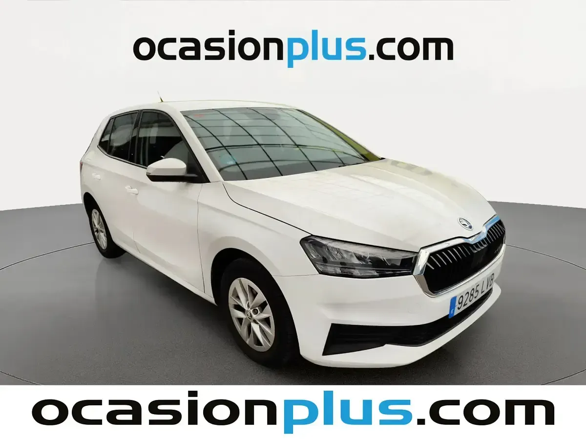 Usado Skoda Fabia Ambition 80 CV (58 kW) 2021 Blanco Utilitario