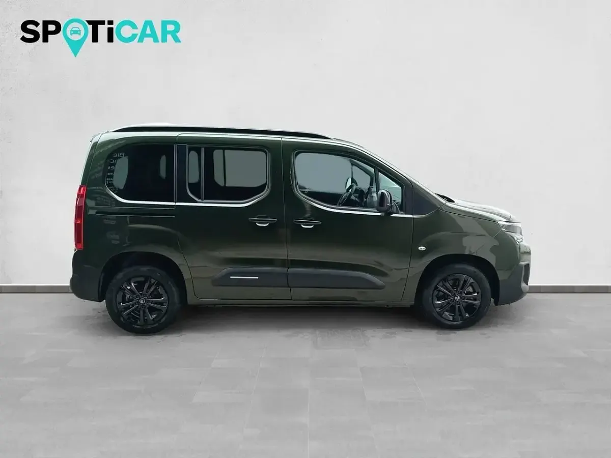 Nuevo Citroën Berlingo 100 CV (73 kW) 2026 Verde Monovolumen