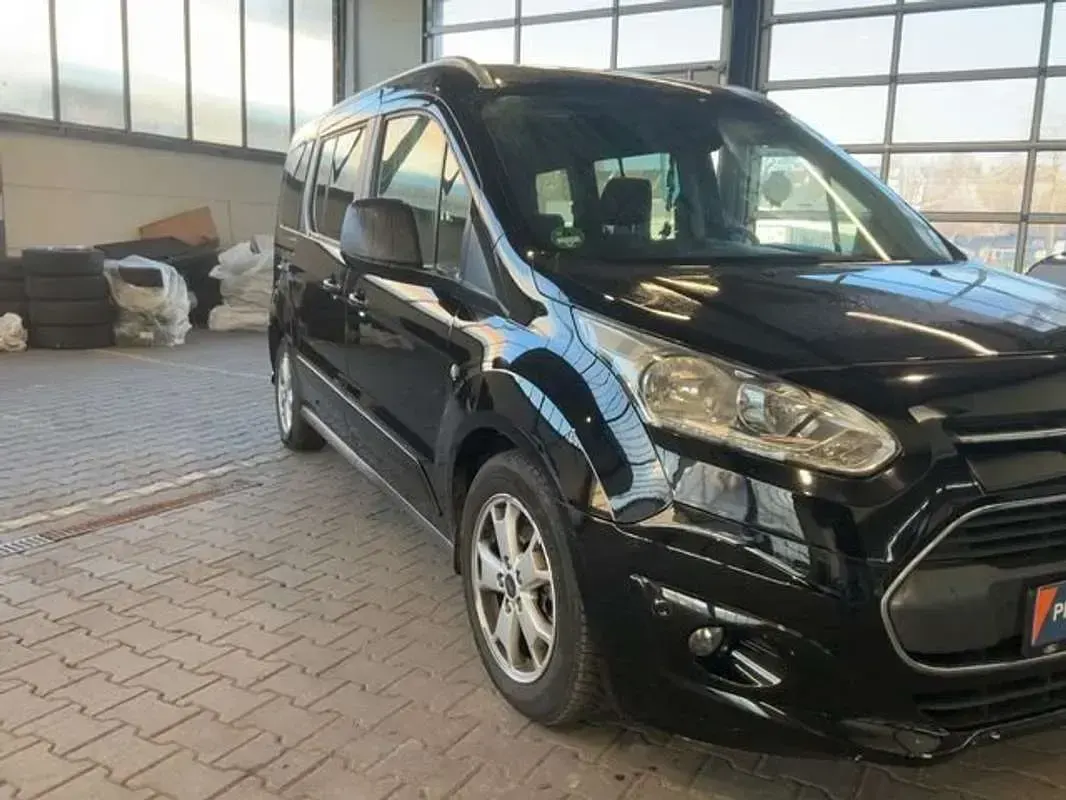 Usado Ford Transit Connect Titanium 120 CV (88 kW) 2016 Negro Monovolumen