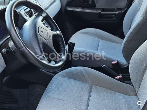 Usado Mitsubishi Montero 114 CV (83 kW) 2004 Gris / plata SUV