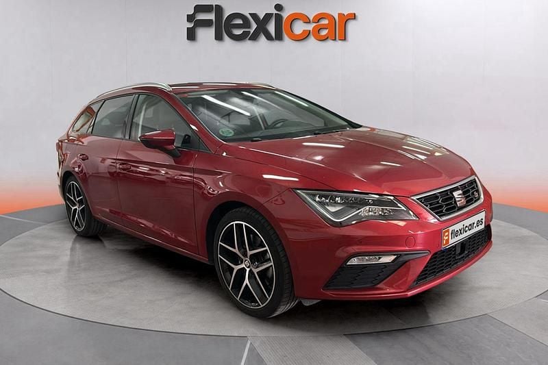Rojo Usado 2017 Seat Leon ST FR Familiar | 17.890 € (Precio justo) - Imagen 1/4