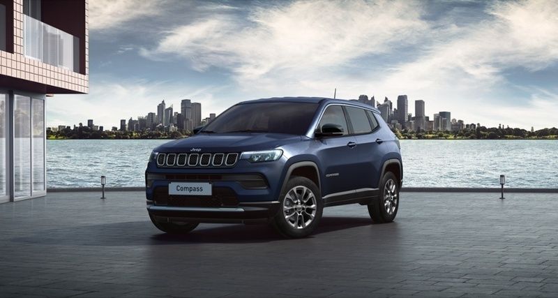 Azul Nuevo 2024 Jeep Compass Altitude SUV | 34.118 € (Precio justo) - Imagen 1/1
