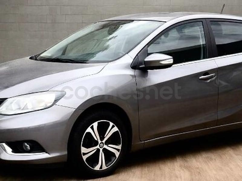 Usado Nissan Pulsar Acenta 110 HP (80 kW) 2015 Cinzento Citadino