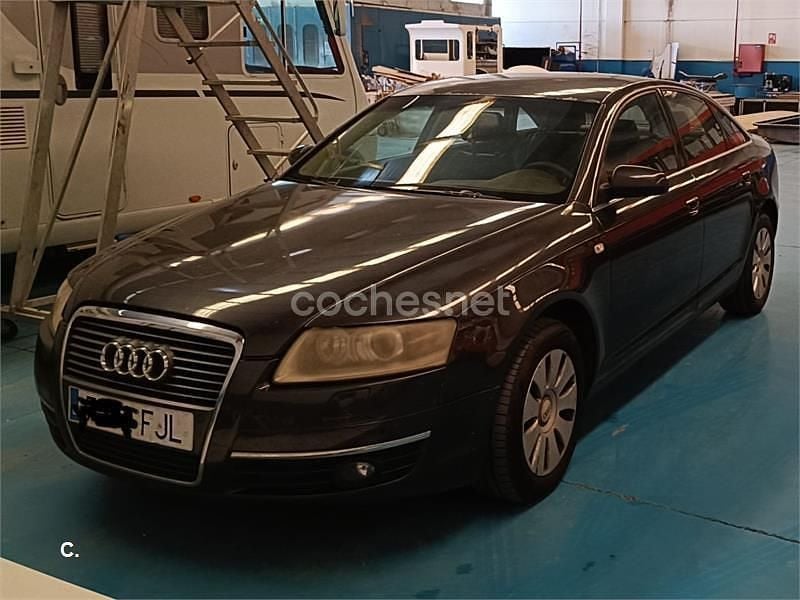 Usado Audi A6 140 CV (102 kW) 2006 Azul Berlina