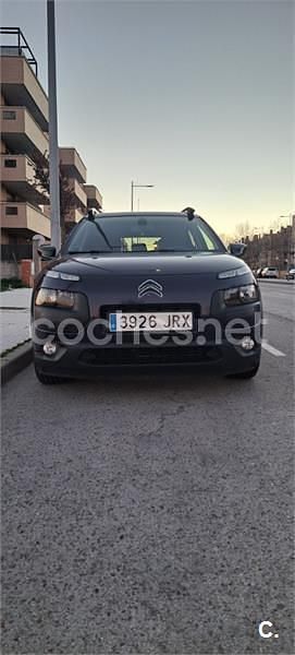 Usado Citroën C4 Feel 82 CV (60 kW) 2016 Violeta / lila Berlina