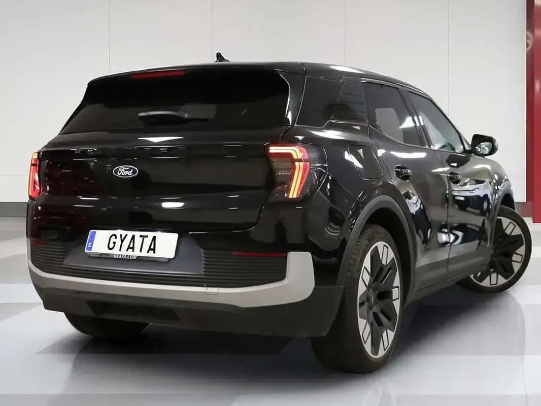 Usado Ford Explorer Premium 210 kW (286 CV) 2025 Negro SUV