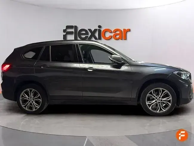 Usado BMW X1 140 CV (102 kW) 2021 Gris SUV