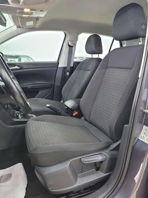 Usado VW T-Cross Advance 110 CV (80 kW) 2022 Gris SUV