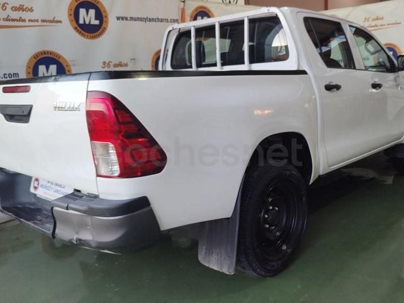 Usado Toyota HiLux 150 CV (110 kW) 2021 Blanco Pickup/Camioneta