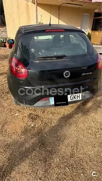 Usado Fiat Bravo Dynamic 120 CV (88 kW) 2008 Negro Utilitario