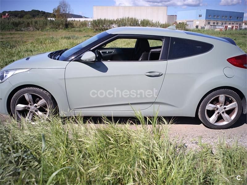 Usado Hyundai Veloster Sport 140 CV (102 kW) 2012 Verde Utilitario