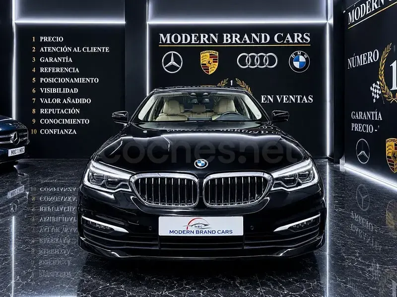 Usado BMW 530e Comfort Edition 292 CV (214 kW) 2021 Negro Berlina