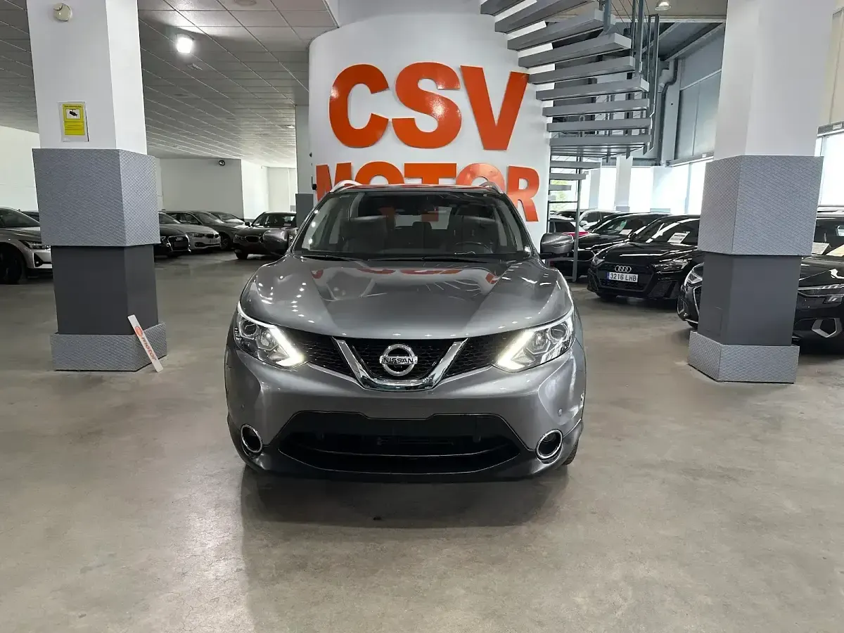 Usado Nissan Qashqai Tekna 115 CV (84 kW) 2017 Gris / plata SUV
